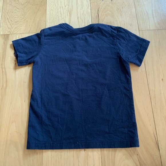 Patagonia Root for Peace tee in size 2T - Picture 2 of 2